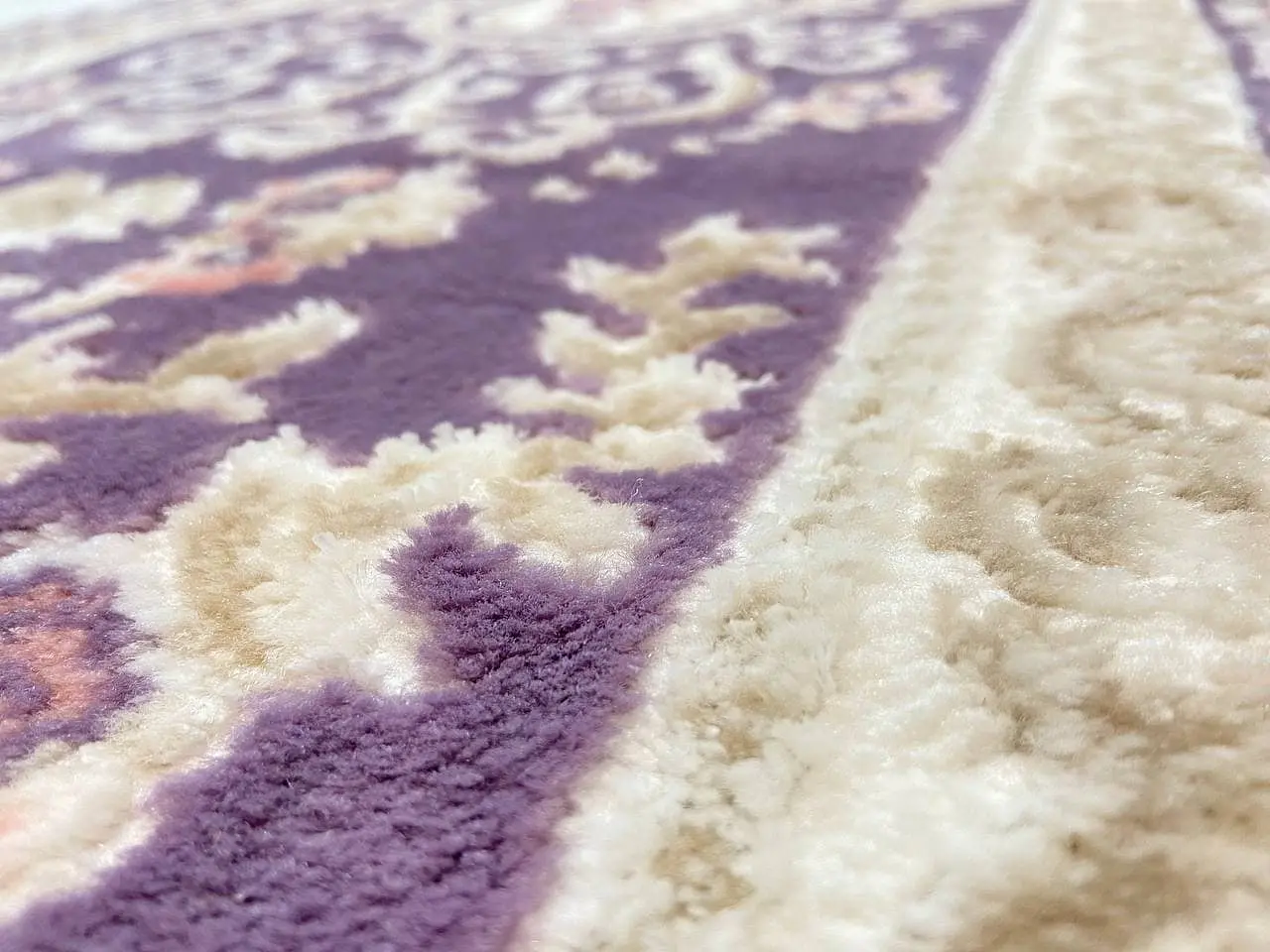 Класичний килим Flora L_LILAC / L_LILAC P658B