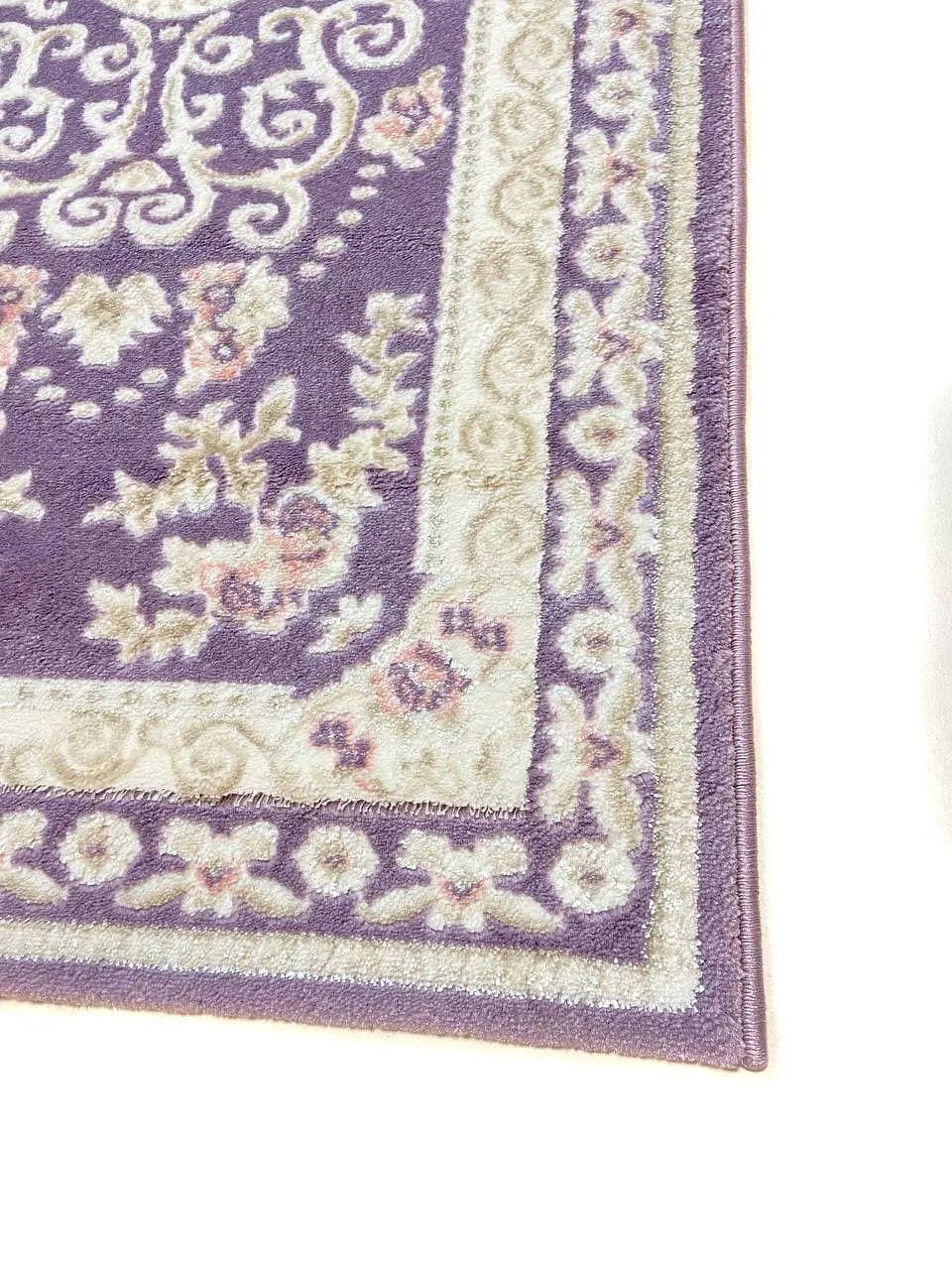 Класичний килим Flora L_LILAC / L_LILAC P658B