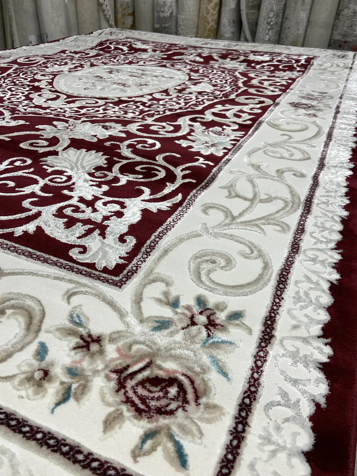 Класичний килим Parisia Bordo Червоний P847C