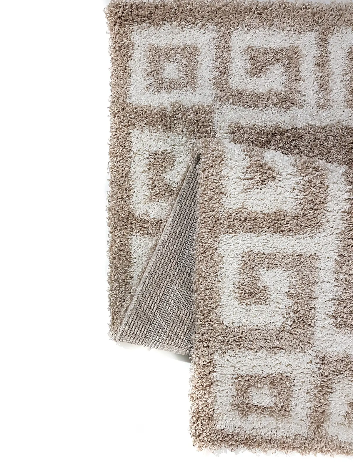 Пухнастий килим Plumis Lux BEIGE A361C