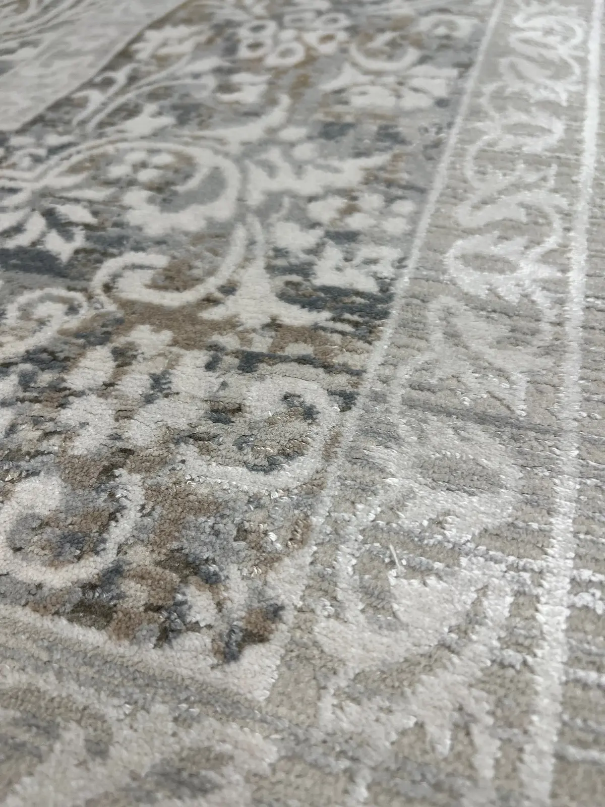 Килим Velura Prime LIGHT GREY L198F