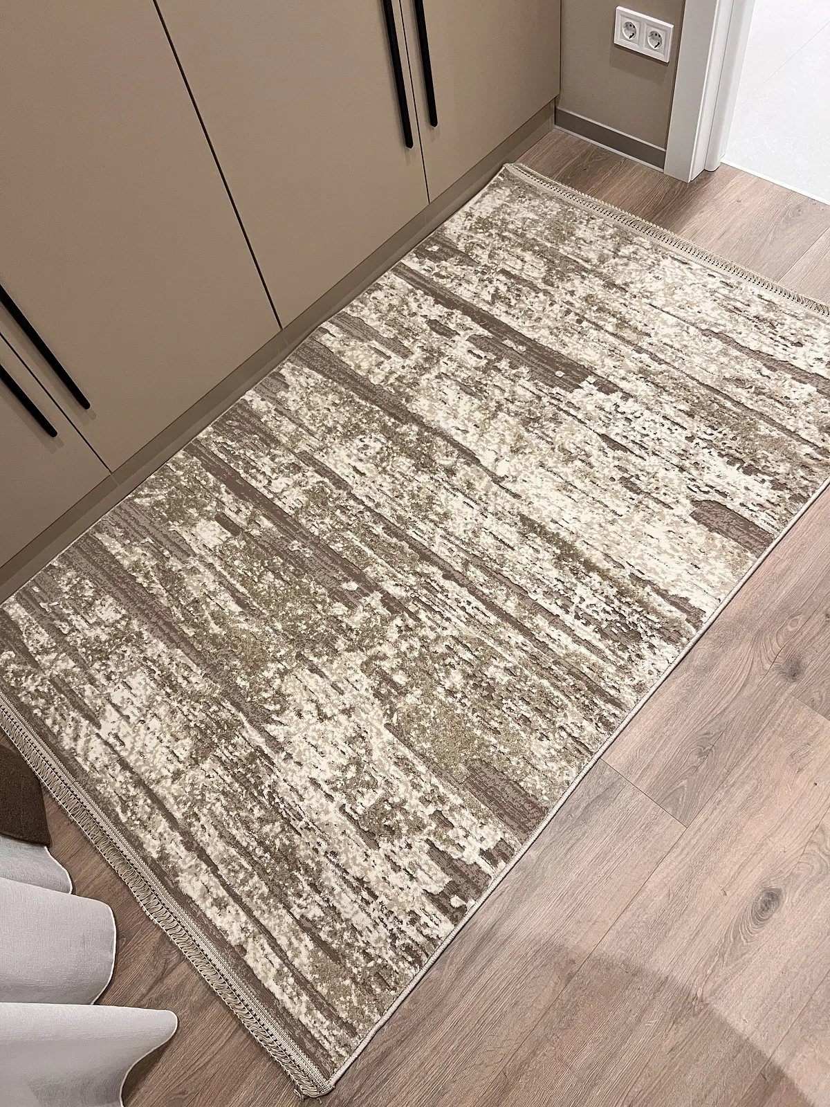 Килим з комбінованим ворсом и термоусадкой Glacia beige 03648A