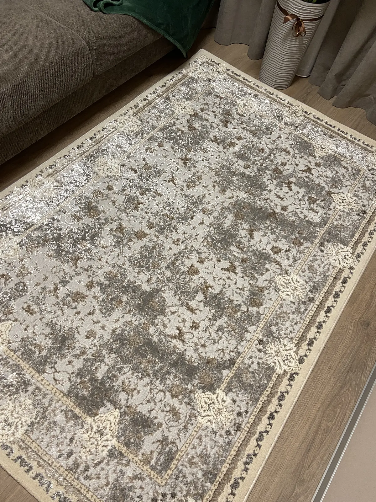 Килим з комбінованим ворсом и термоусадкой Optix бежевий з сірим beige C340D