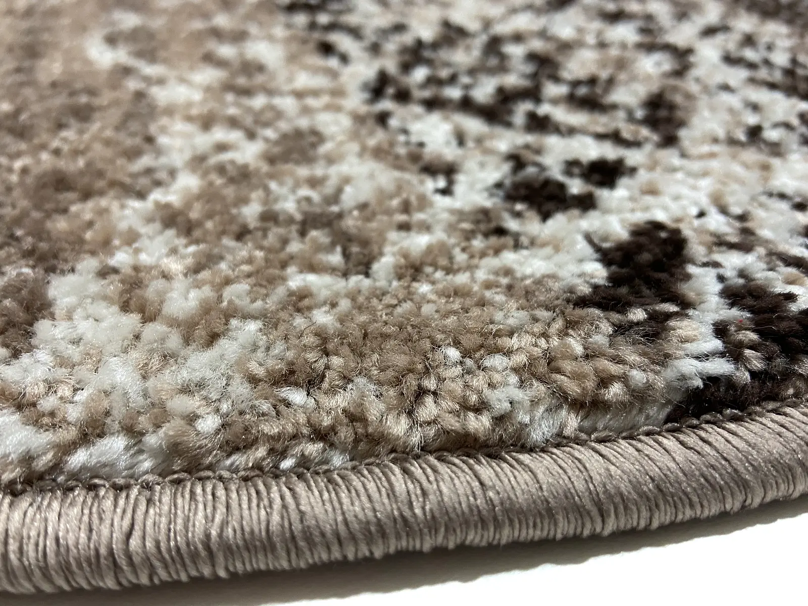 Килим фризе з невисоким ворсом Macio Beige 02588A