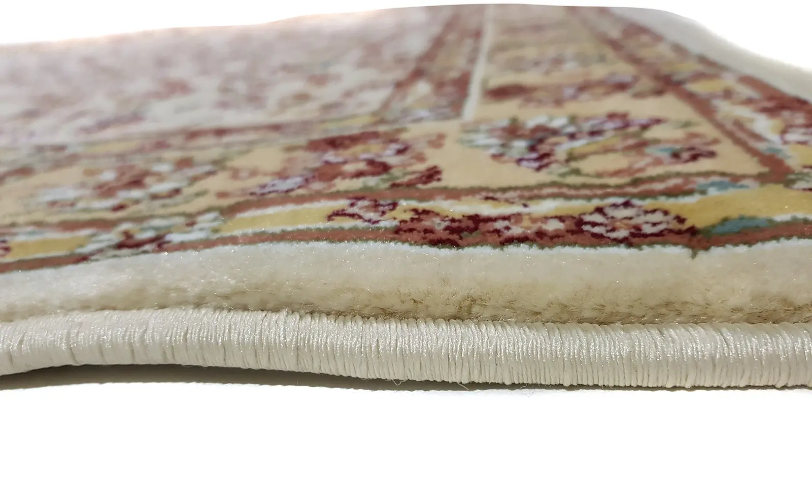 Класичний килим з іранським дизайном Persa Star Cream 2661A