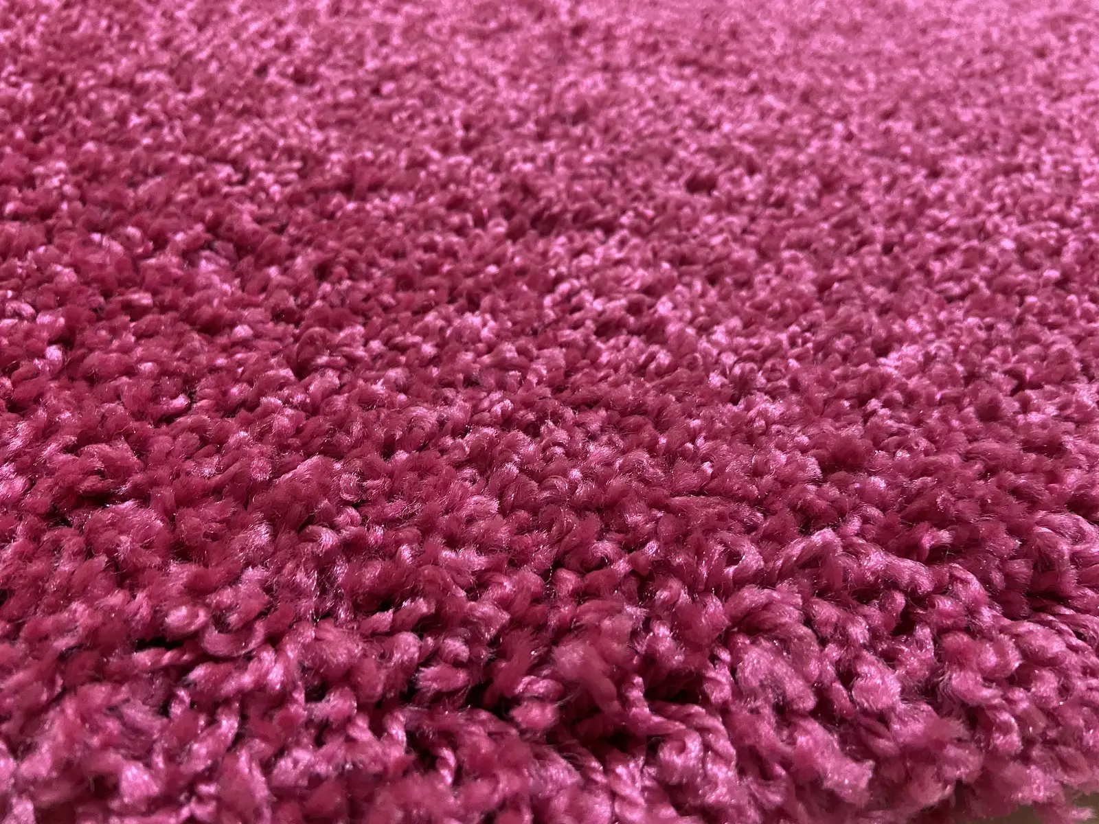 Пухнастий килим Plumis Lux PINK 6365A