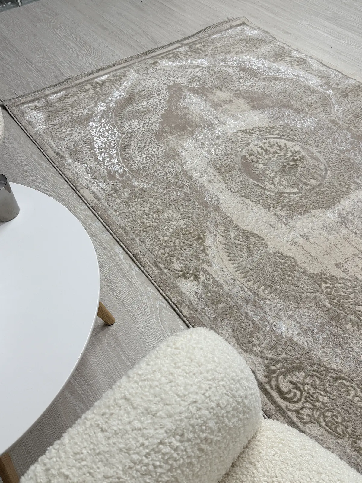 Килим з комбінованим ворсом и термоусадкой Glacia beige 08352A