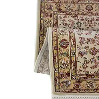 Класичний килим з іранським дизайном Persa Star Cream 2661A