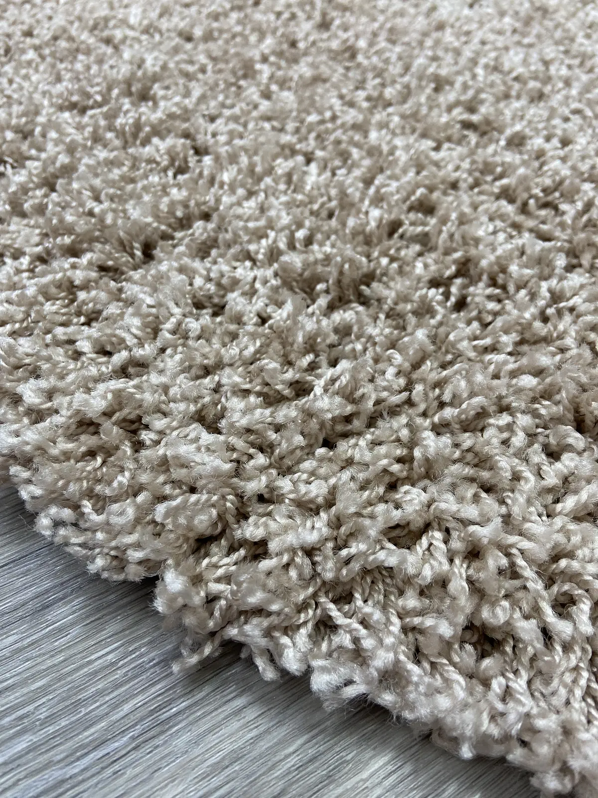 Пухнастий килим Plumis Lux BEIGE 6365A