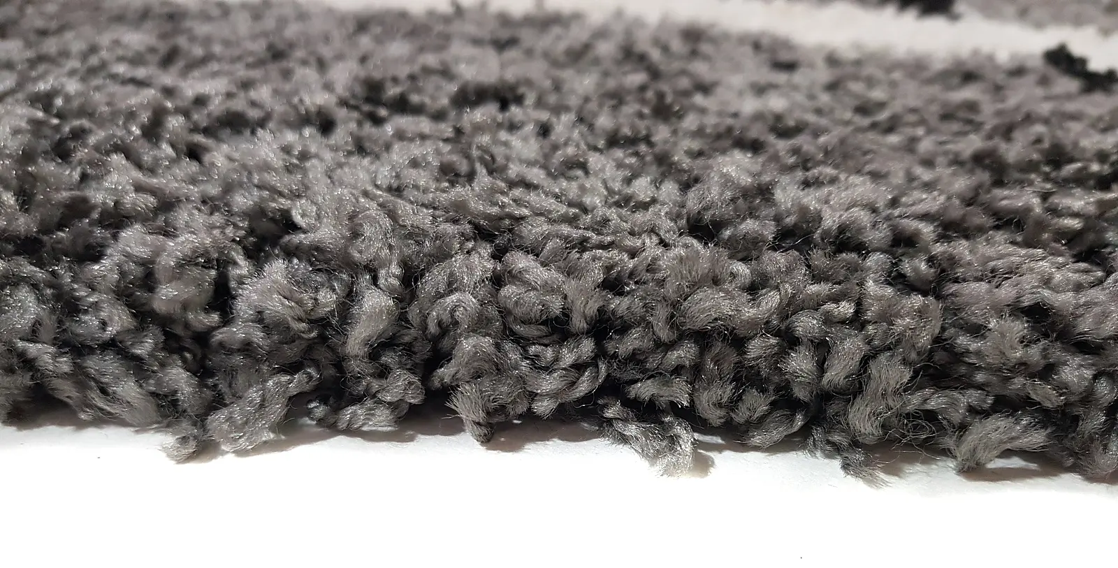 Пухнастий килим Plumis Lux Gray 7368A